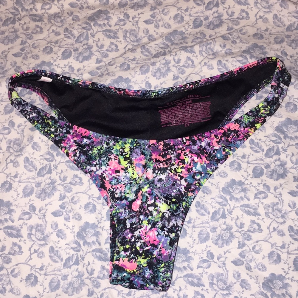 Victoria’s Secret itsy bikini